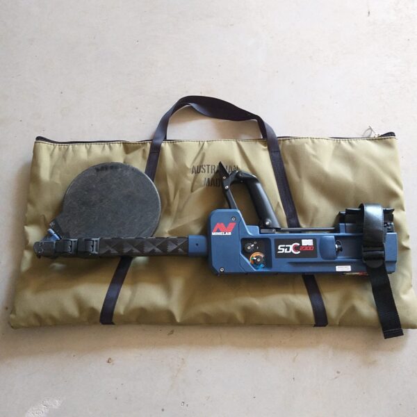 DD Leather SDC 2300 Padded Carry Bag.   in stock